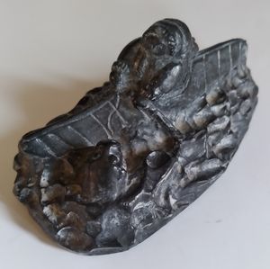 BLACK SOAPSTONE INUIT ESKIMO IN CANOE